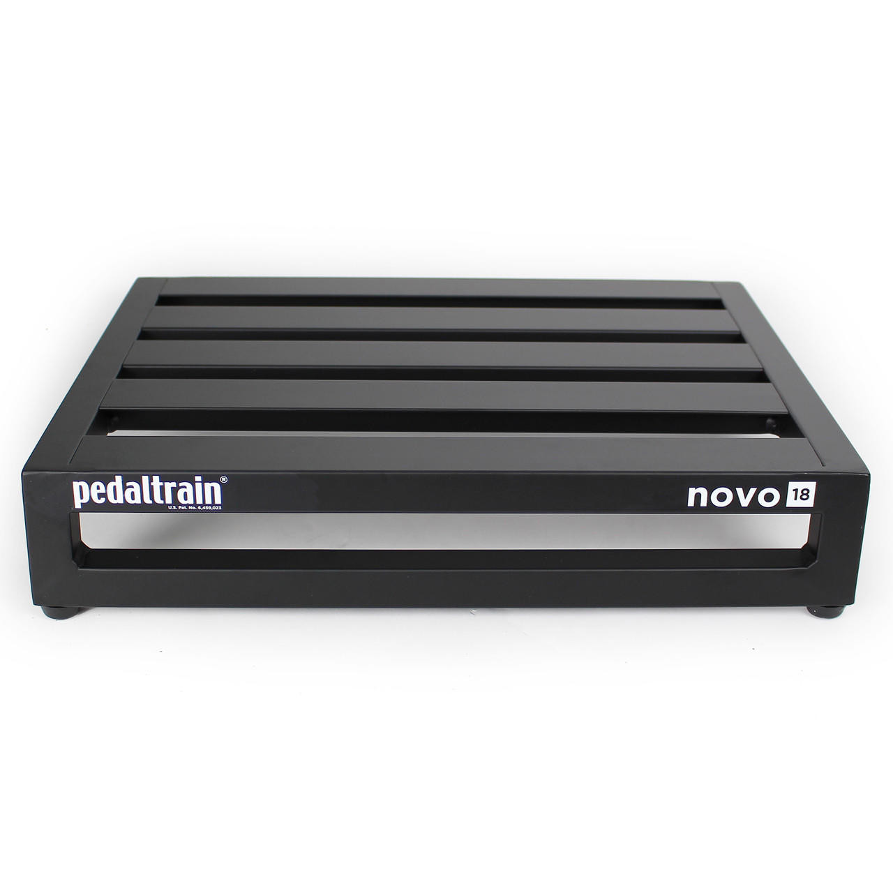 Pedaltrain Novo 18 Pedalboard with Soft Case Cream City Music