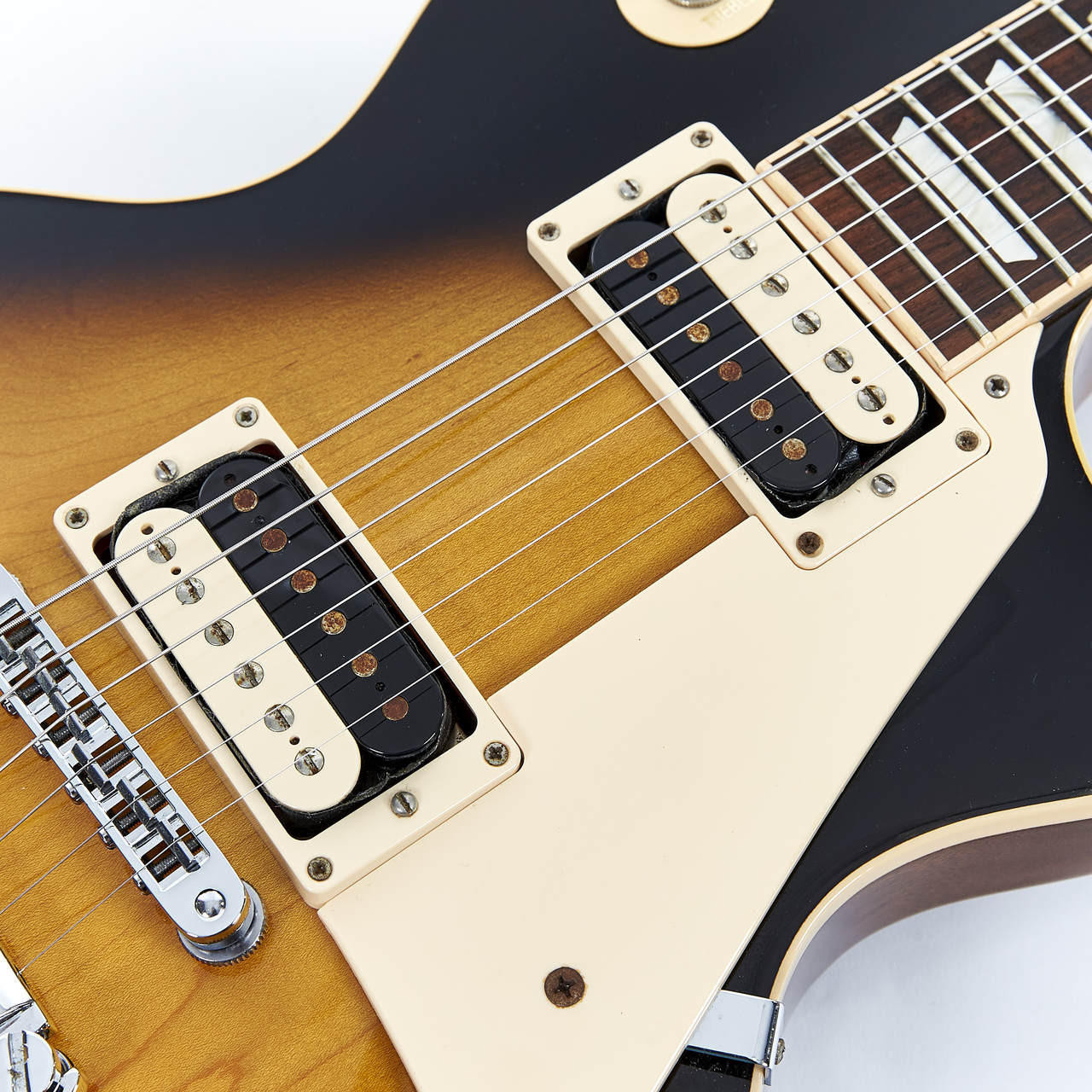 2012 Gibson Les Paul Traditional Pro in Tobacco Sunburst | Cream