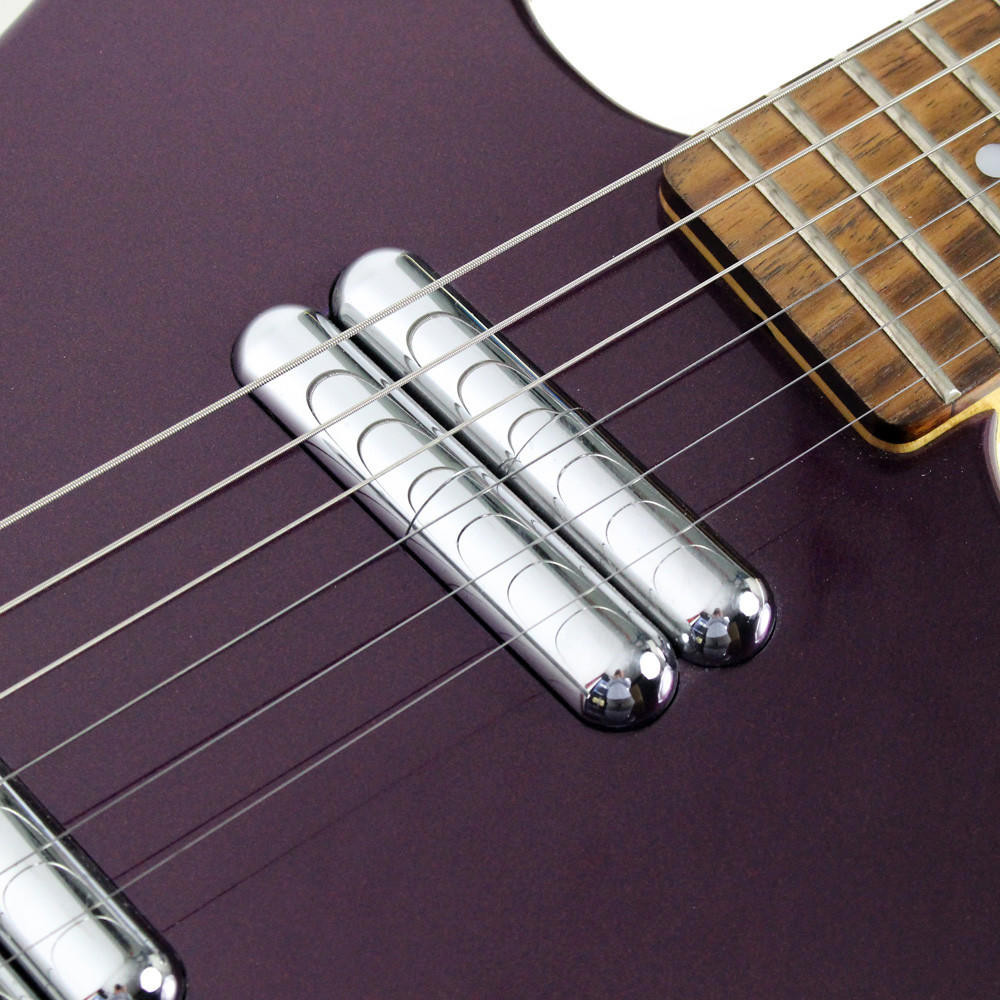 Used Danelectro Hodad Electric Guitar in Metallic Purple | Cream