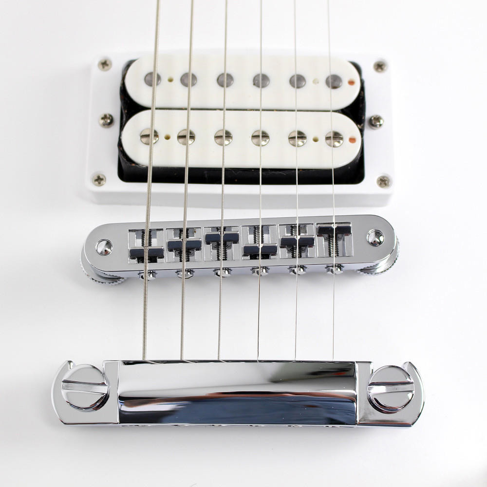 2011 Gibson Buckethead Les Paul Studio in Satin White | Cream City
