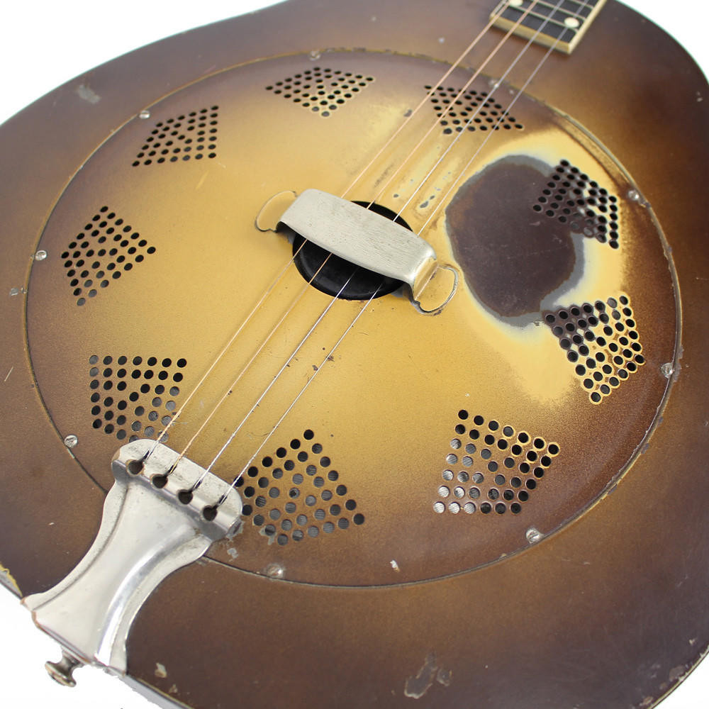 1928 National Triolian Tenor Resonator in Walnut Sunburst | Cream