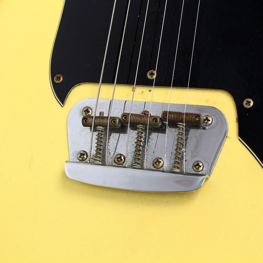 Vintage 1979 Fender Musicmaster Electric Guitar Olympic White