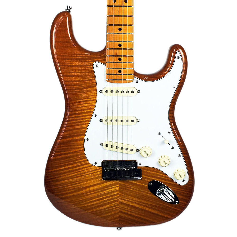 2014 Fender Custom Shop Custom Deluxe Stratocaster Flame Top Honey