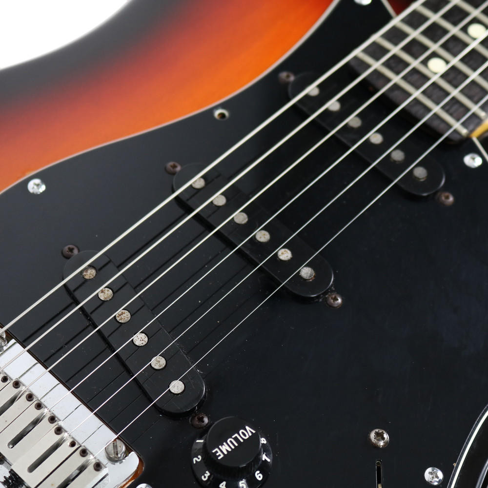 1996 Fender American Standard Stratocaster in Sunburst | Cream