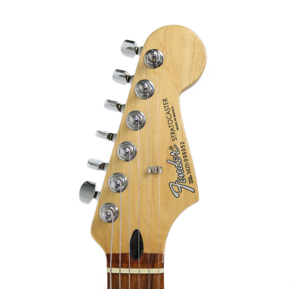 2000 Fender Standard Series Stratocaster in Midnight Wine | Cream