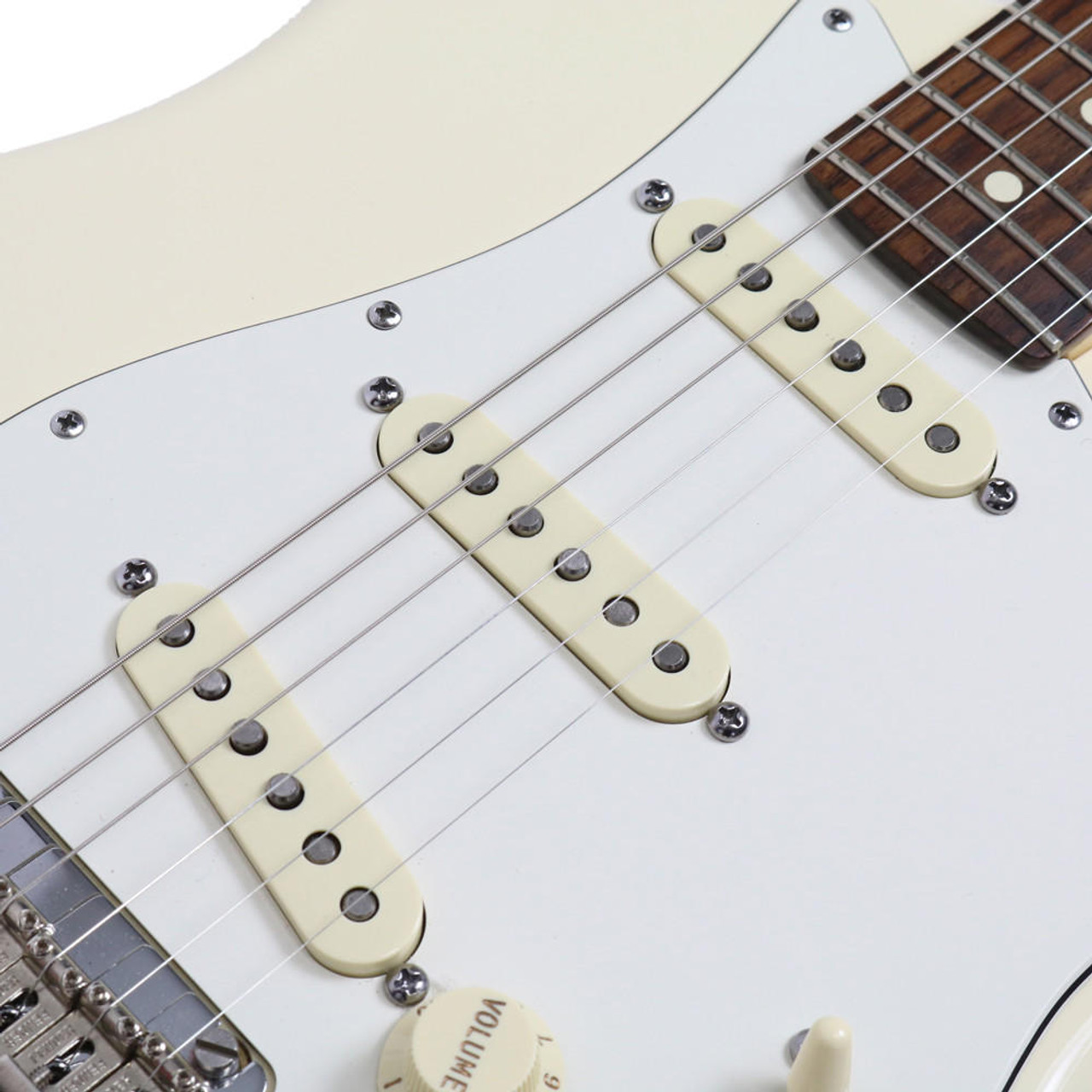 フェンダーアメリカンスタンダードストラトキャスター2013年製造 Fender American Standard Strat 2013 Used, with case | Mass