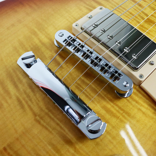 2014 Gibson Les Paul Traditional in Honeyburst Finish