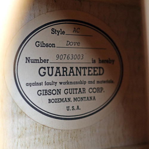 1993 Gibson Dove Dreadnought Acoustic Guitar Natural Finish