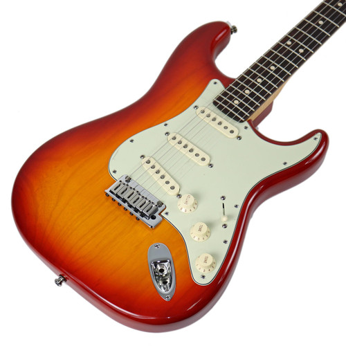 2009 Fender Custom Shop Custom Deluxe Stratocaster Aged Cherry Sunburst