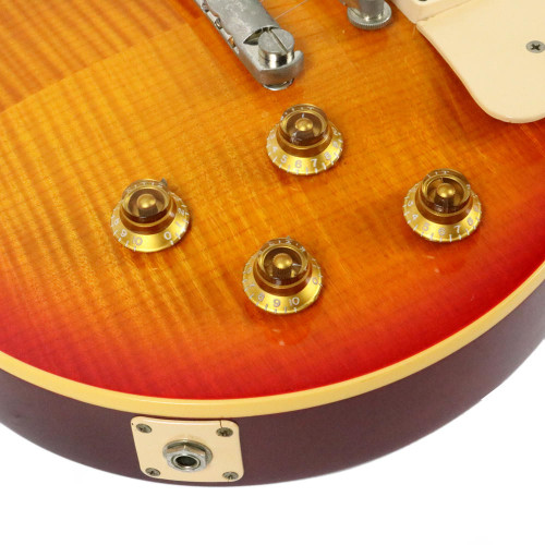 2000 Gibson Les Paul 1960 Classic Electric Guitar Cherry Sunburst Finish