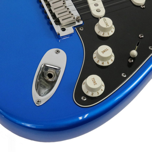 2004 Fender American Standard Stratocaster Imperial Blue