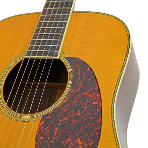 2002 Martin HD-28LSV Dreadnought Natural