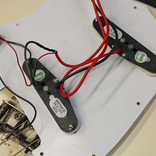 Vintage 1957 Fender Duo-Sonic Refinished White