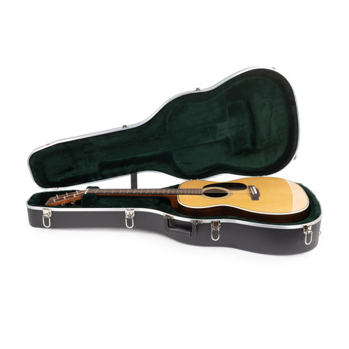 Martin 000-28 Standard Series Acoustic Guitar - Natural