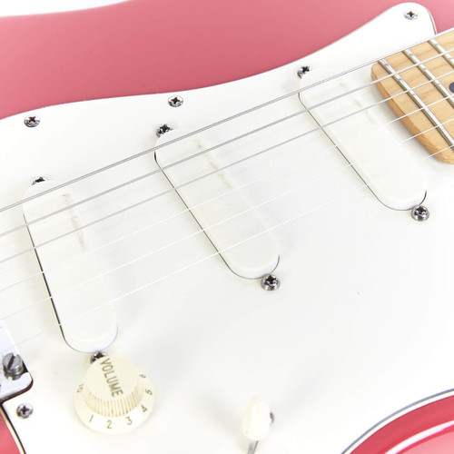 Used Fender Stratocaster Plus Razz Berry 1990