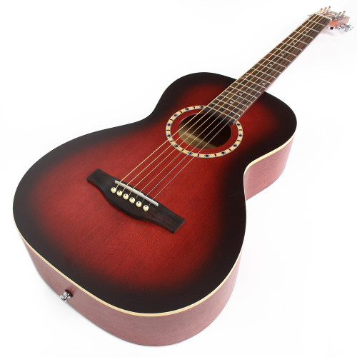 Art & Lutherie Ami Spruce Parlor Acoustic Guitar in Burgundy