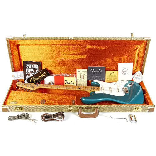Used Fender American Vintage Reissue AVRI '57 Stratocaster Ocean Turquoise 2001