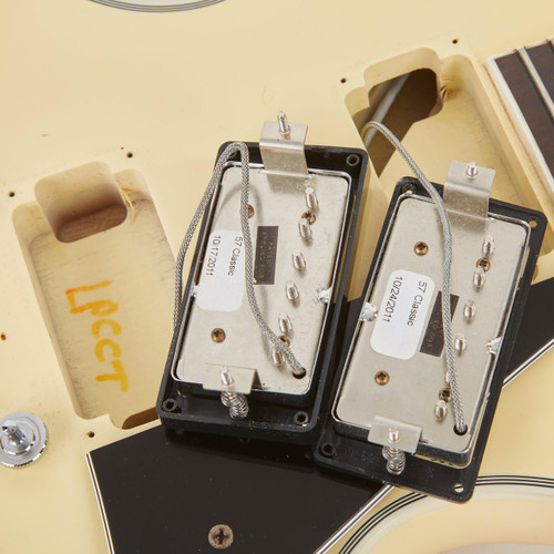 Used Gibson Les Paul Custom Classic Alpine White 2011