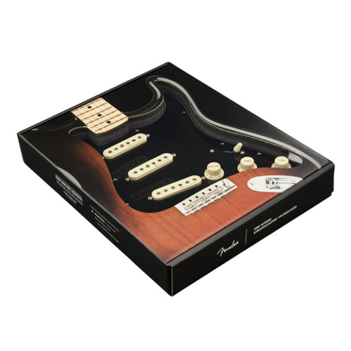 Fender Pre-Wired Stratocaster Pickguard Vintage Noiseless Pickups SSS