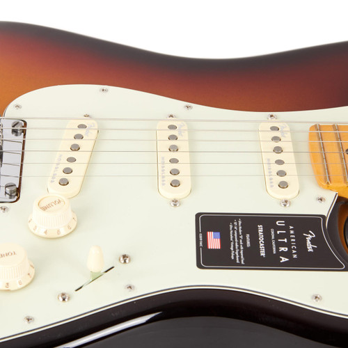 Fender American Ultra Stratocaster Maple - Ultraburst