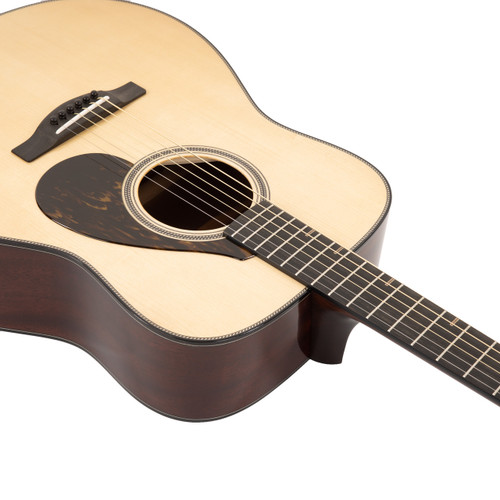 Yamaha FG9-M Premium Spruce and Mahogany Dreadnought - Natural