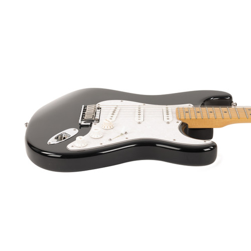 Used Fender American Standard Stratocaster Black 2000