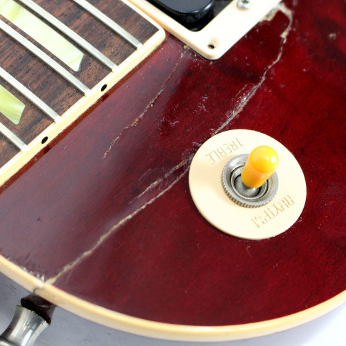 2001 Gibson Les Paul Classic Electric Guitar with Repaired Cracks