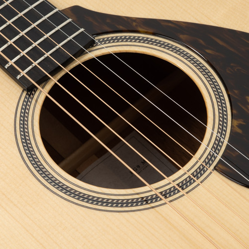 Used Yamaha FG9M Dreadnought Natural 2023