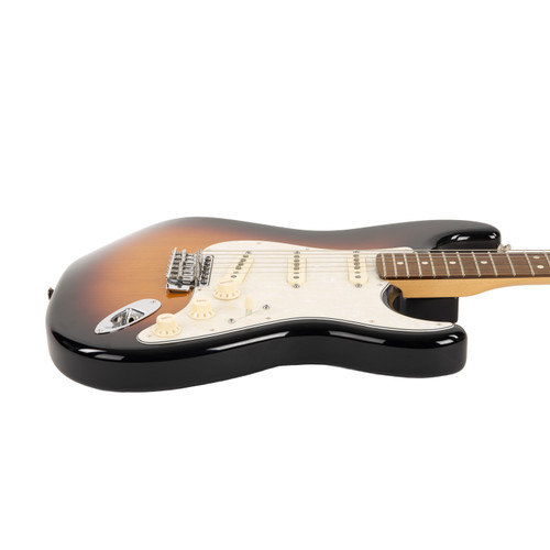Used Deluxe Roadhouse Stratocaster Sunburst 2015