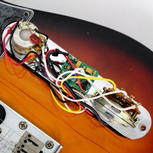 2002 Fender MIM Deluxe Series Nashville Power Telecaster Electric Guitar in Sunburst Finish