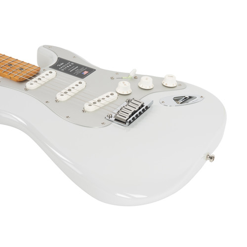 Used Fender American Ultra II Stratocaster Maple - Avalanche