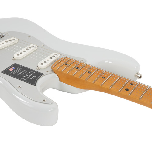 Used Fender American Ultra II Stratocaster Maple - Avalanche