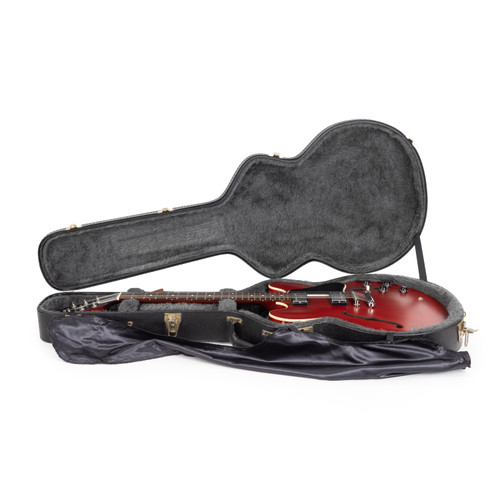Used Gibson ES-335 Satin Cherry 2011
