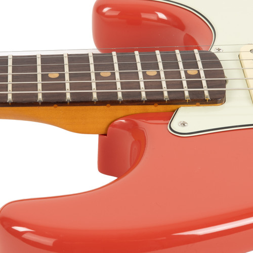 Used Fender Limited Edition American Vintage II 1961 Stratocaster Rosewood - Fiesta Red