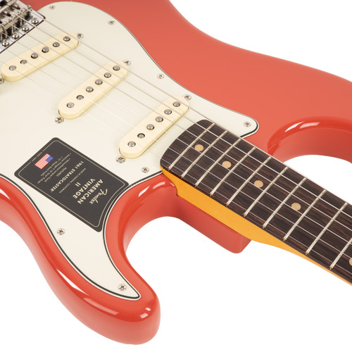 Used Fender American Vintage II 1961 Stratocaster Rosewood - Fiesta Red