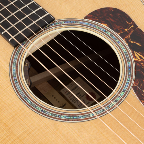 Used Taylor 814e Gold Label Super Auditorium Koa - Natural