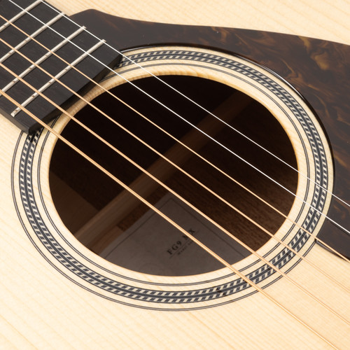 Used Yamaha FG9 MX Natural 2025