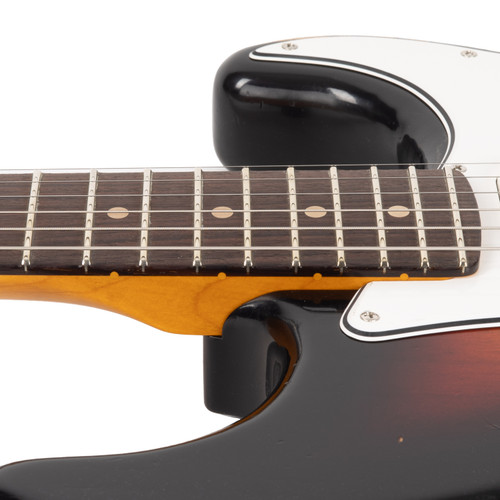 Fender Custom Shop Custom Deluxe Stratocaster Heavy Relic - Aged 3-Color Sunburst