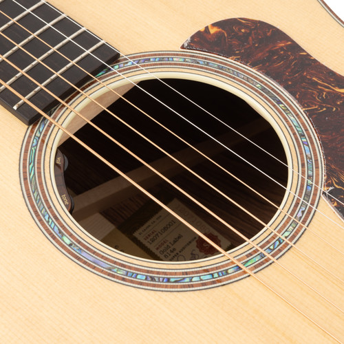 Used Taylor 814e Super Auditorium Natural 2025