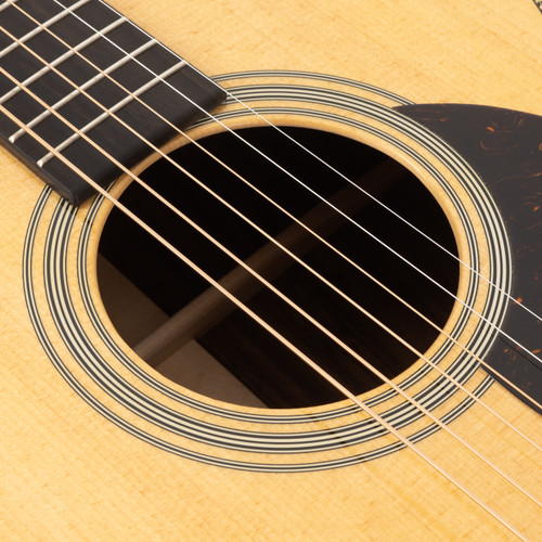 Used Martin OM-28 Natural 2025