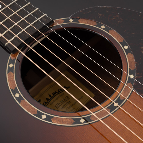 Eastman E2D Deluxe Cedar Sapele Dreadnought Acoustic-Electric - Sunburst