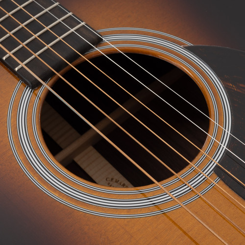Martin OM-28 Standard Series - 1935 Sunburst