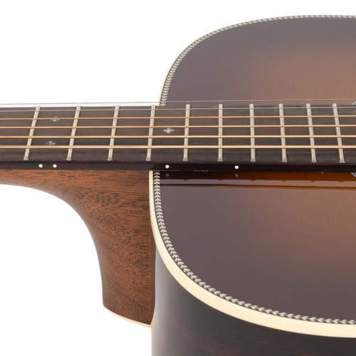 Martin HD-28 Spruce & Rosewood Dreadnought - Ambertone
