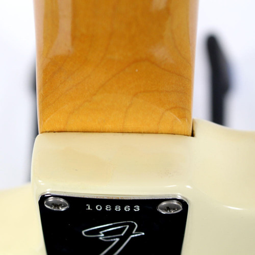 Vintage 1965 Fender Duo Sonic II Electric Guitar White Finish
