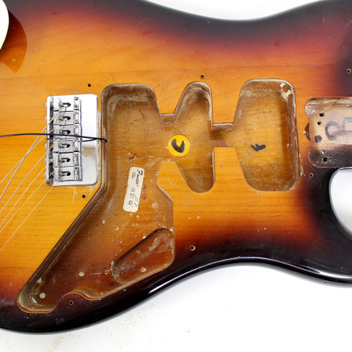 Fender Bullet 1982年　USA製 1982年？USA製のFender Bulletをゲットしたよ : r/guitarporn