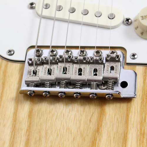 Vintage 1975 Fender Stratocaster Electric Guitar Natural