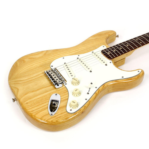 Vintage 1975 Fender Stratocaster Electric Guitar Natural