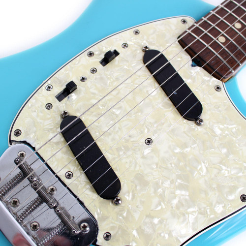 Vintage 1966 Fender Duo Sonic II Electric Guitar Refinished in Blue