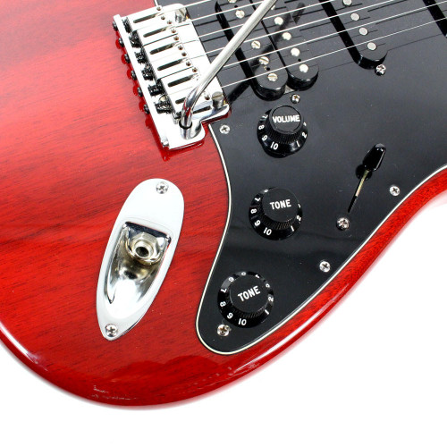 2004 Fender USA Made American Deluxe HSS Stratocaster Electric Guitar