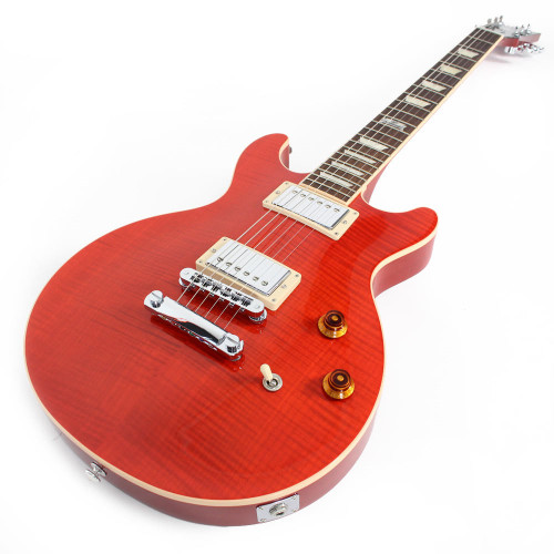 Used 2014 Gibson Les Paul Classic Double Cutaway Electric Guitar in Translucent Red